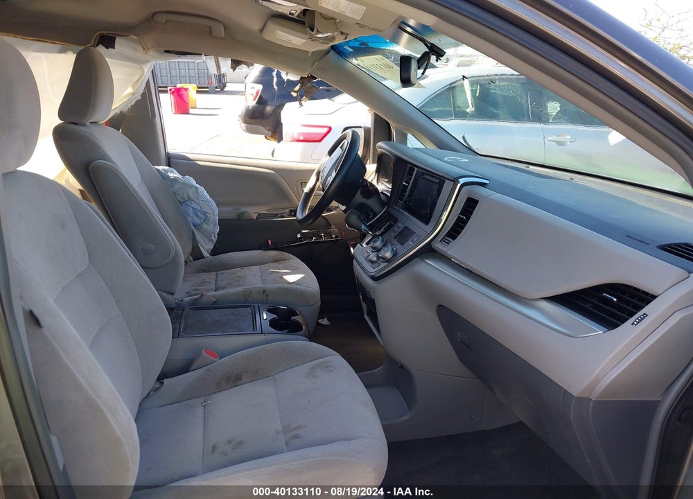 2015 TOYOTA SIENNA VIN: 5TDKK3DC7FS529282