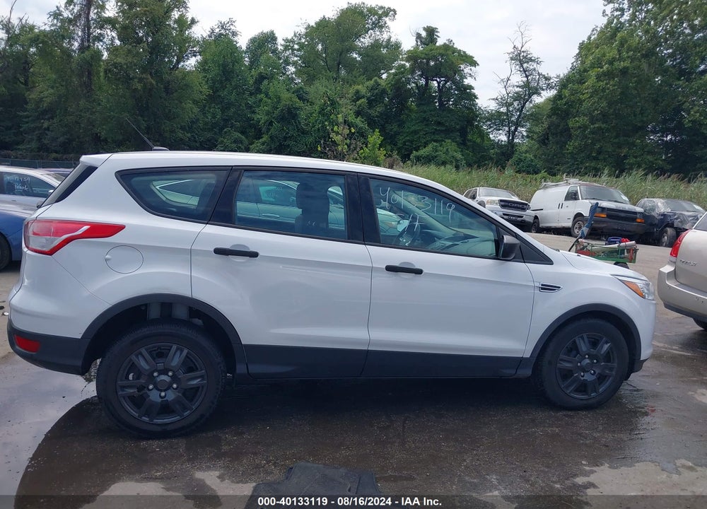 2015 FORD ESCAPE S VIN: 1FMCU0F72FUB89687