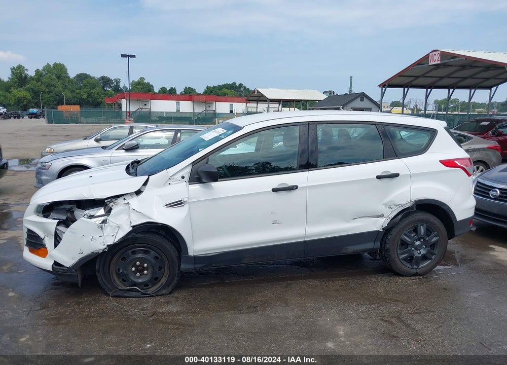 2015 FORD ESCAPE S VIN: 1FMCU0F72FUB89687