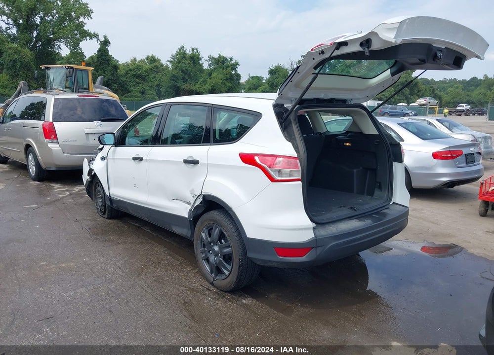 2015 FORD ESCAPE S VIN: 1FMCU0F72FUB89687