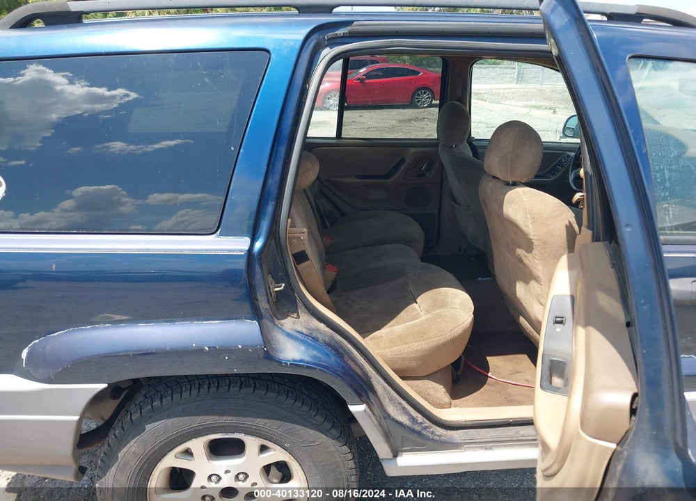 2000 JEEP GRAND CHEROKEE LAREDO VIN: 1J4G248S6YC262017