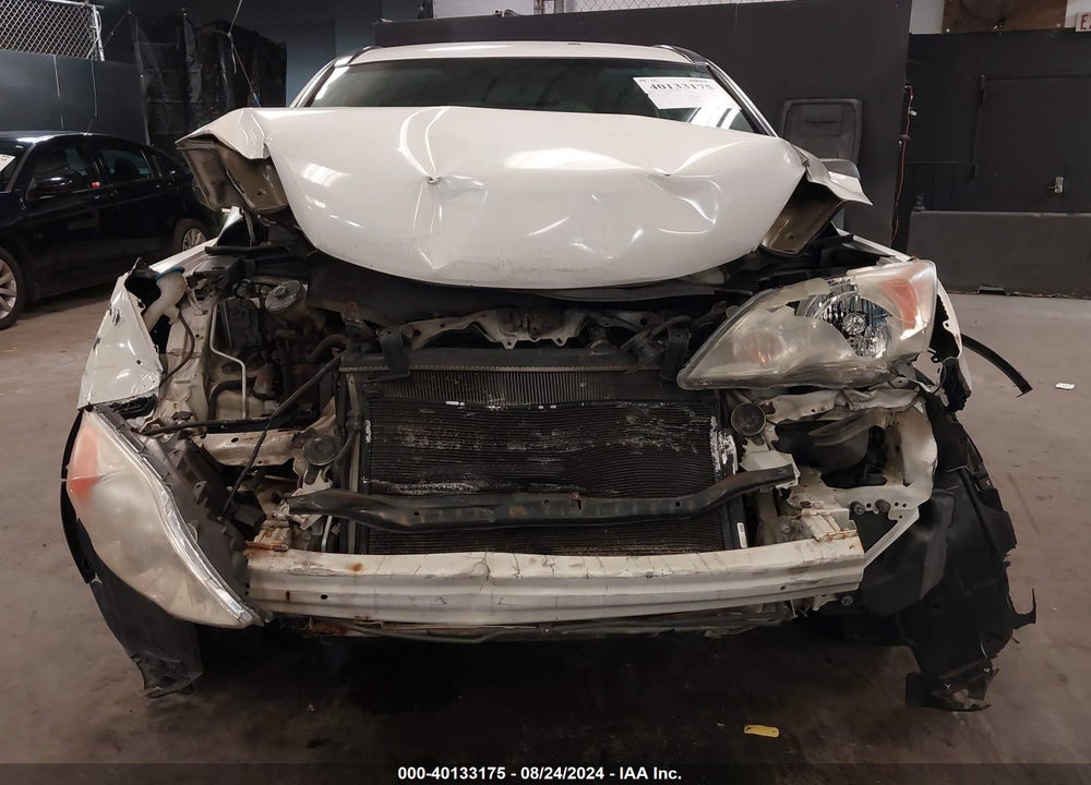 2011 HONDA CR-V LX VIN: 5J6RE3H32BL010355