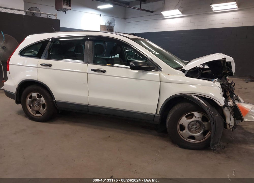 2011 HONDA CR-V LX VIN: 5J6RE3H32BL010355