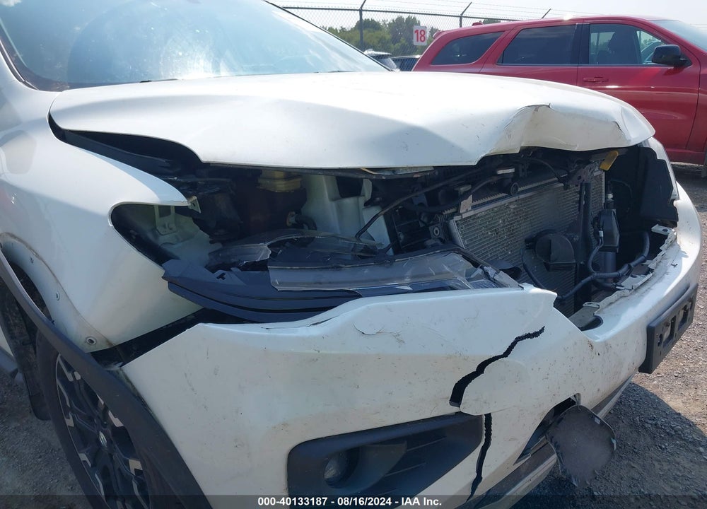 2020 NISSAN PATHFINDER SV 4WD VIN: 5N1DR2BM3LC581950