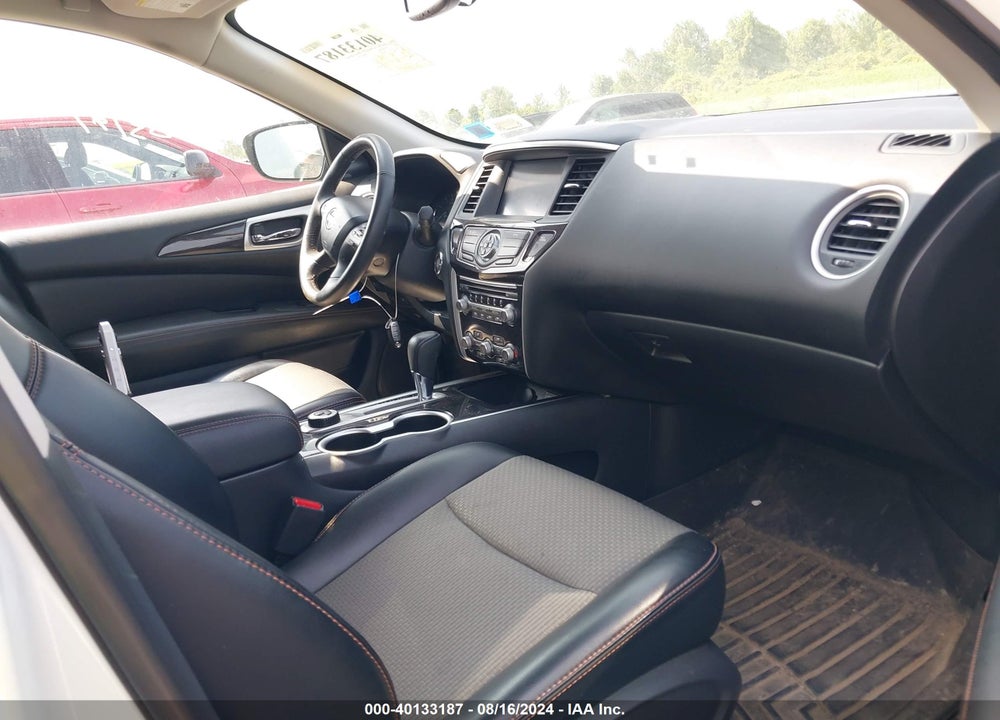 2020 NISSAN PATHFINDER SV 4WD VIN: 5N1DR2BM3LC581950