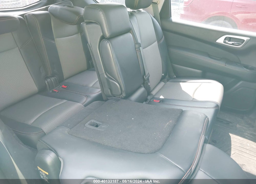 2020 NISSAN PATHFINDER SV 4WD VIN: 5N1DR2BM3LC581950