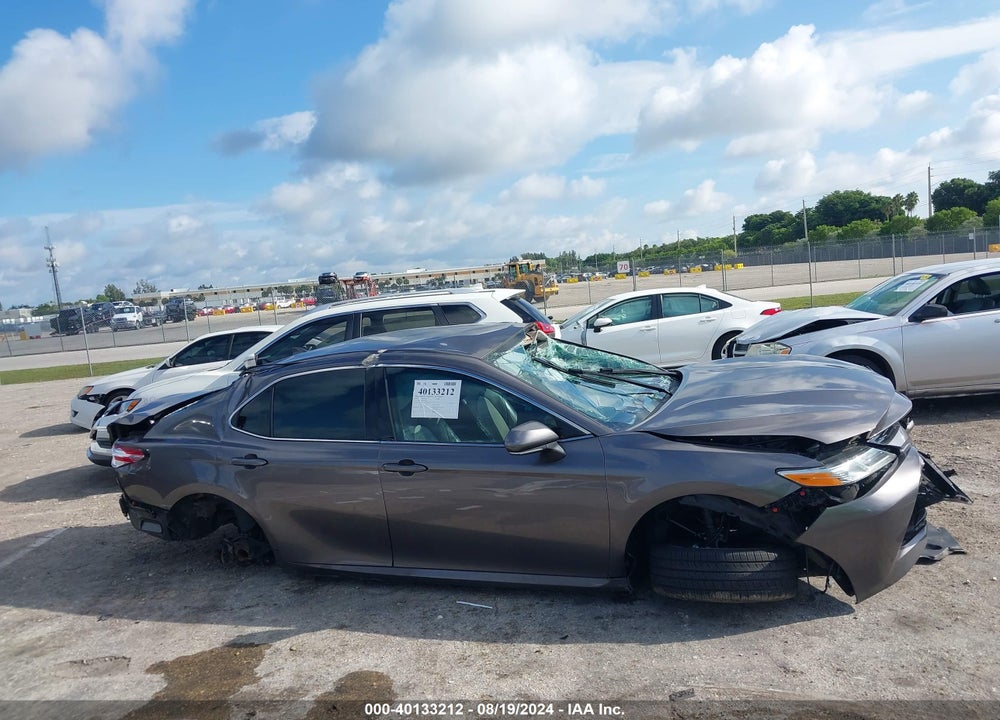 2020 TOYOTA CAMRY XLE VIN: 4T1F11AK2LU934523