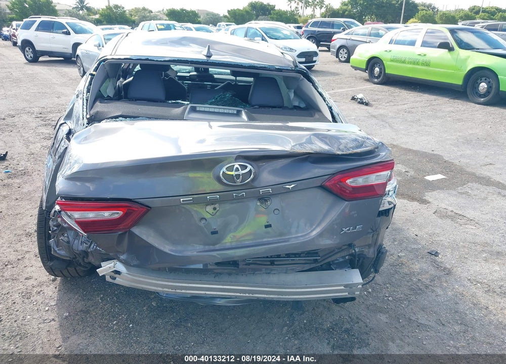 2020 TOYOTA CAMRY XLE VIN: 4T1F11AK2LU934523