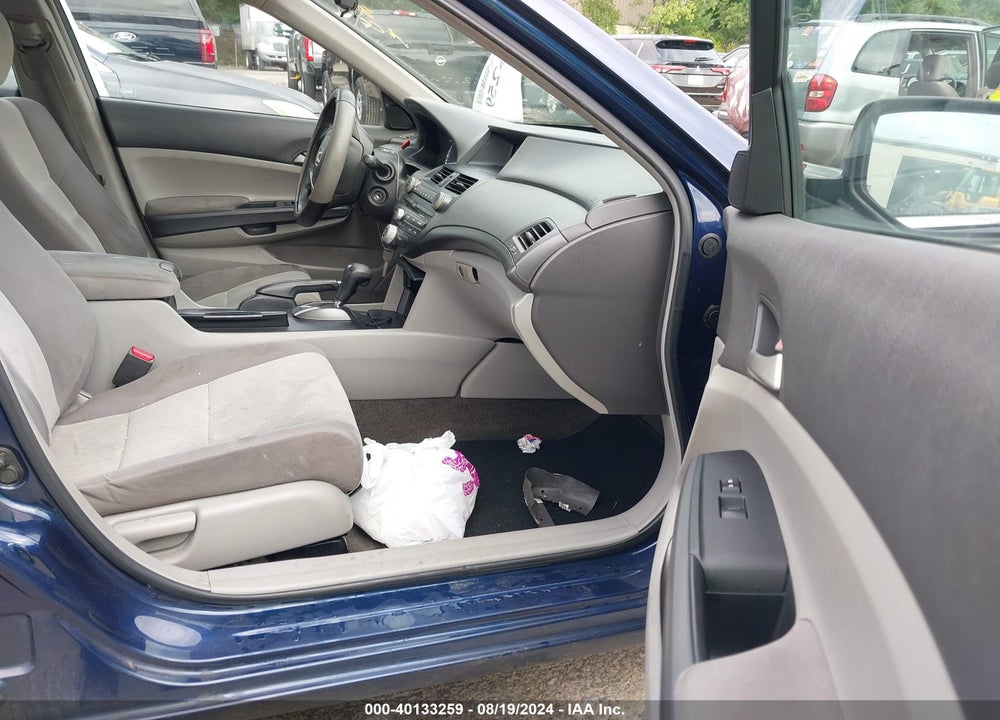 2009 HONDA ACCORD 2.4 LX VIN: 1HGCP263X9A130205