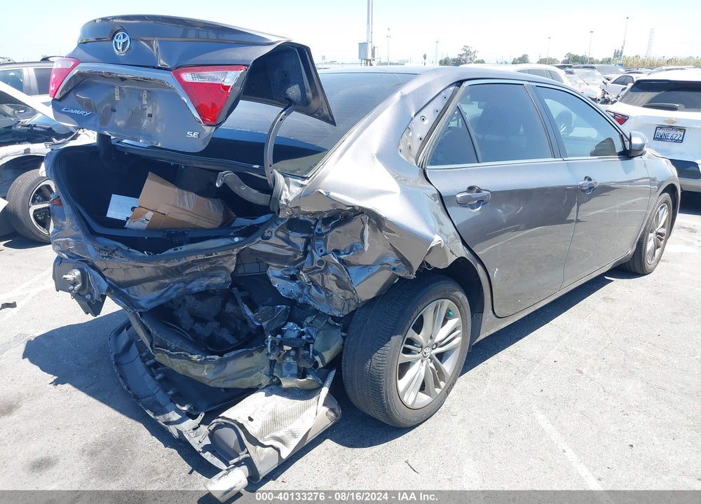2017 TOYOTA CAMRY SE VIN: 4T1BF1FK4HU624776