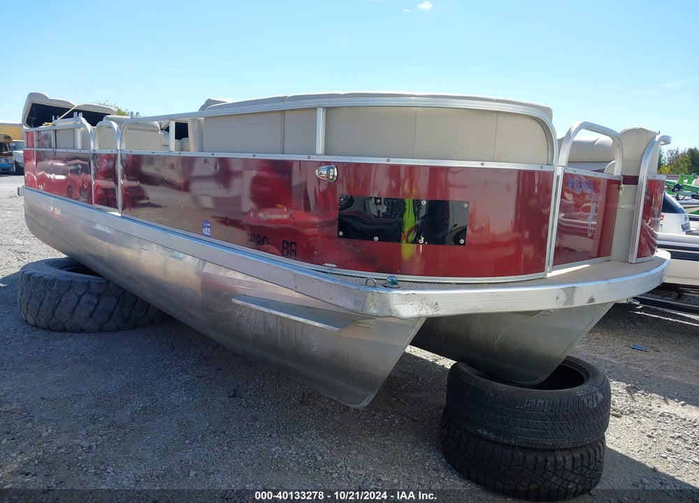 2006 VOYAGER EXPLORER VIN: V0Y235401506