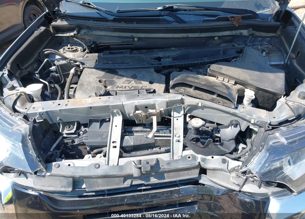 2018 MITSUBISHI OUTLANDER SE VIN: JA4AD3A33JJ003113