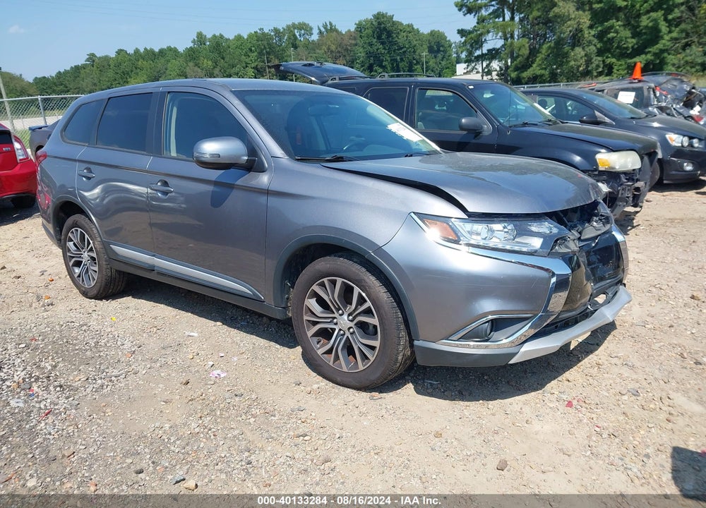 2018 MITSUBISHI OUTLANDER SE VIN: JA4AD3A33JJ003113