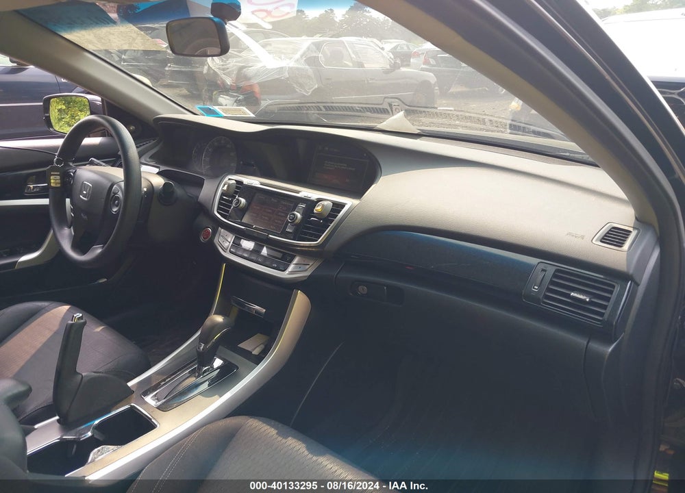 2013 HONDA ACCORD EX VIN: 1HGCT1B75DA001814