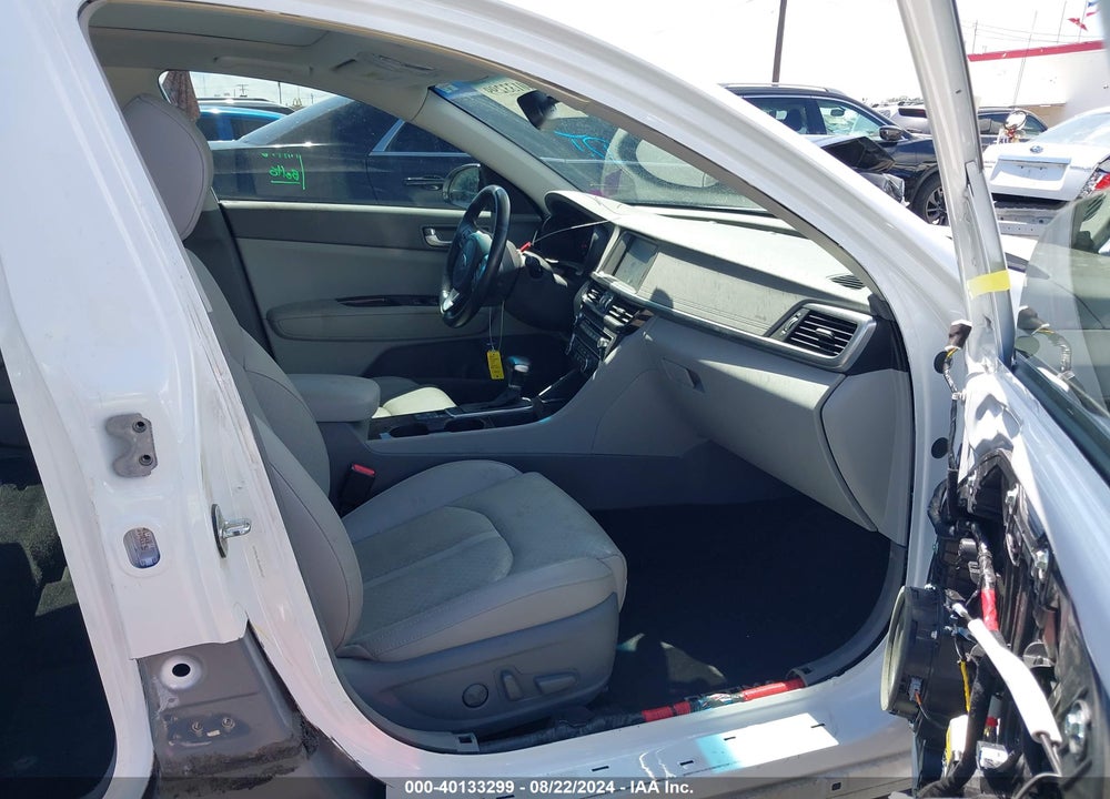 2018 KIA OPTIMA EX VIN: 5XXGU4L30JG205107