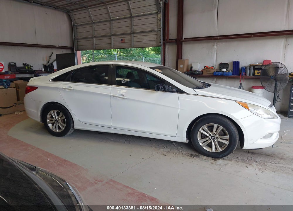 2013 HYUNDAI SONATA GLS VIN: 5NPEB4AC1DH778347