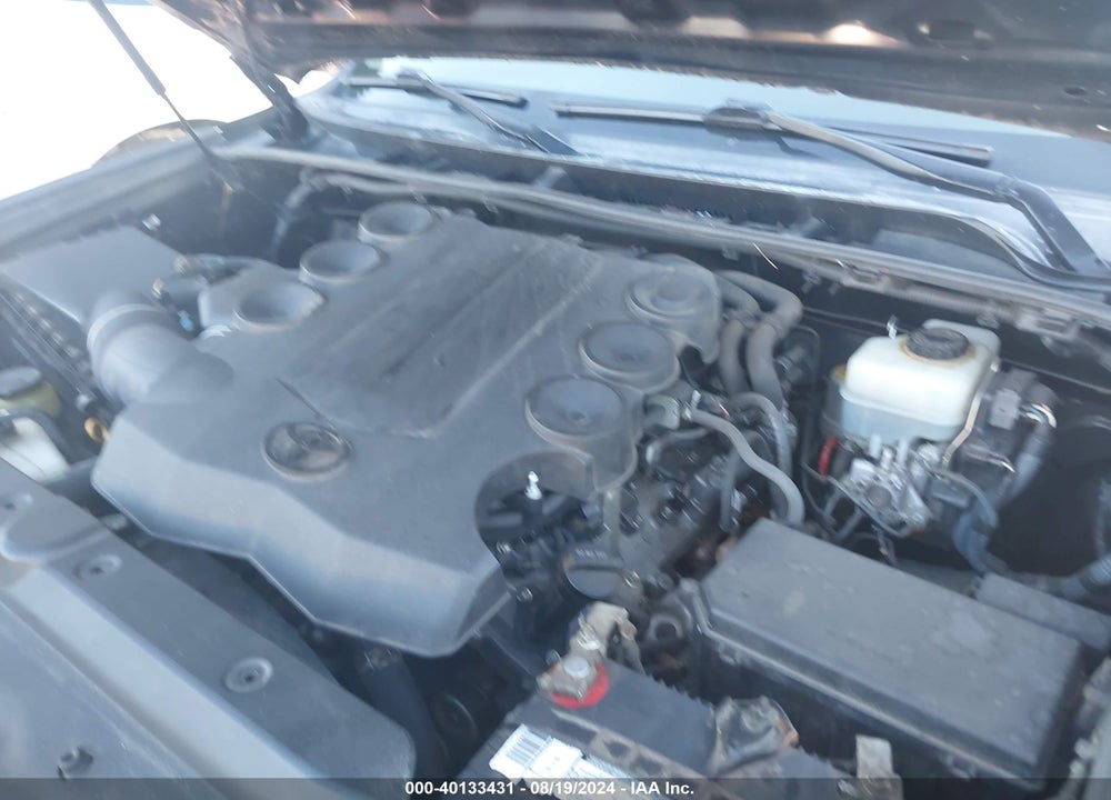 2010 TOYOTA 4RUNNER SR5 V6 VIN: JTEZU5JR6A5000266