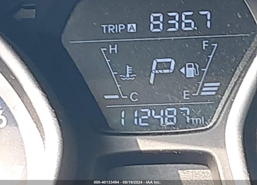2016 HYUNDAI ELANTRA VIN: KMHDH4AE9GU484650