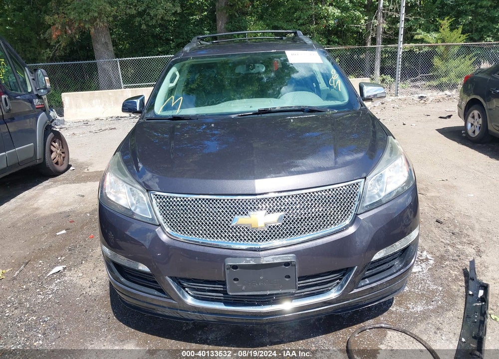 2015 CHEVROLET TRAVERSE LS VIN: 1GNKRFED8FJ233616