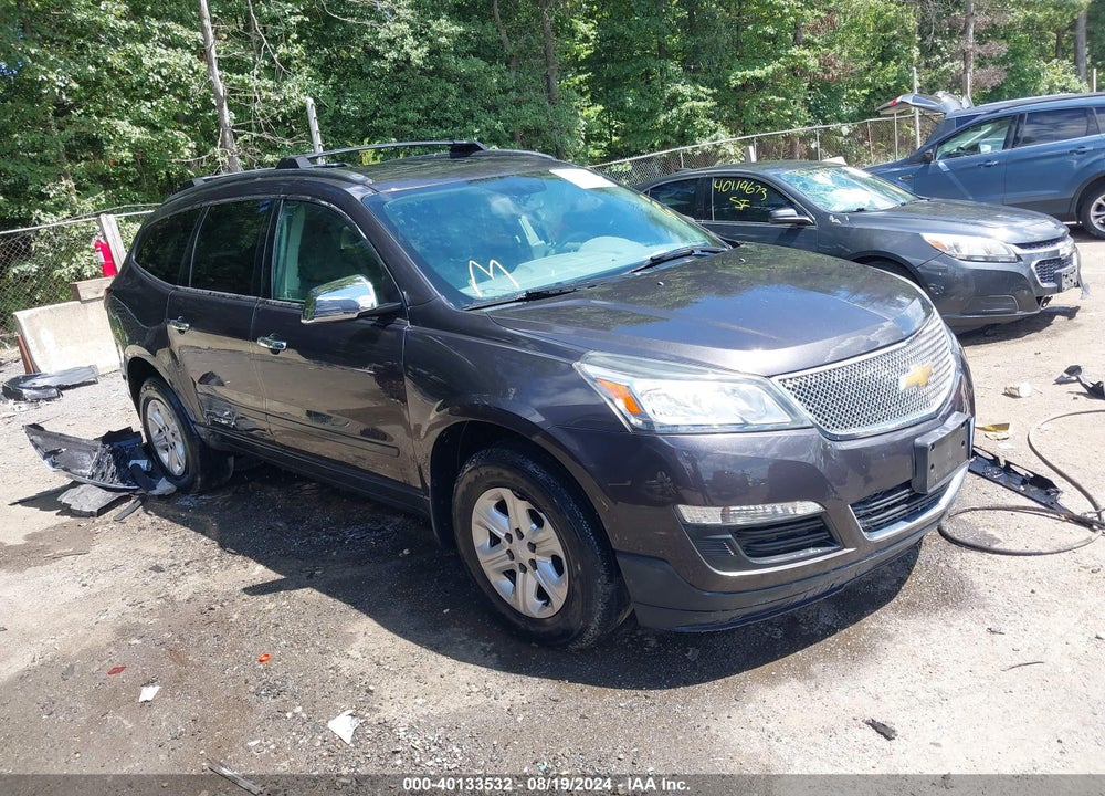 2015 CHEVROLET TRAVERSE LS VIN: 1GNKRFED8FJ233616