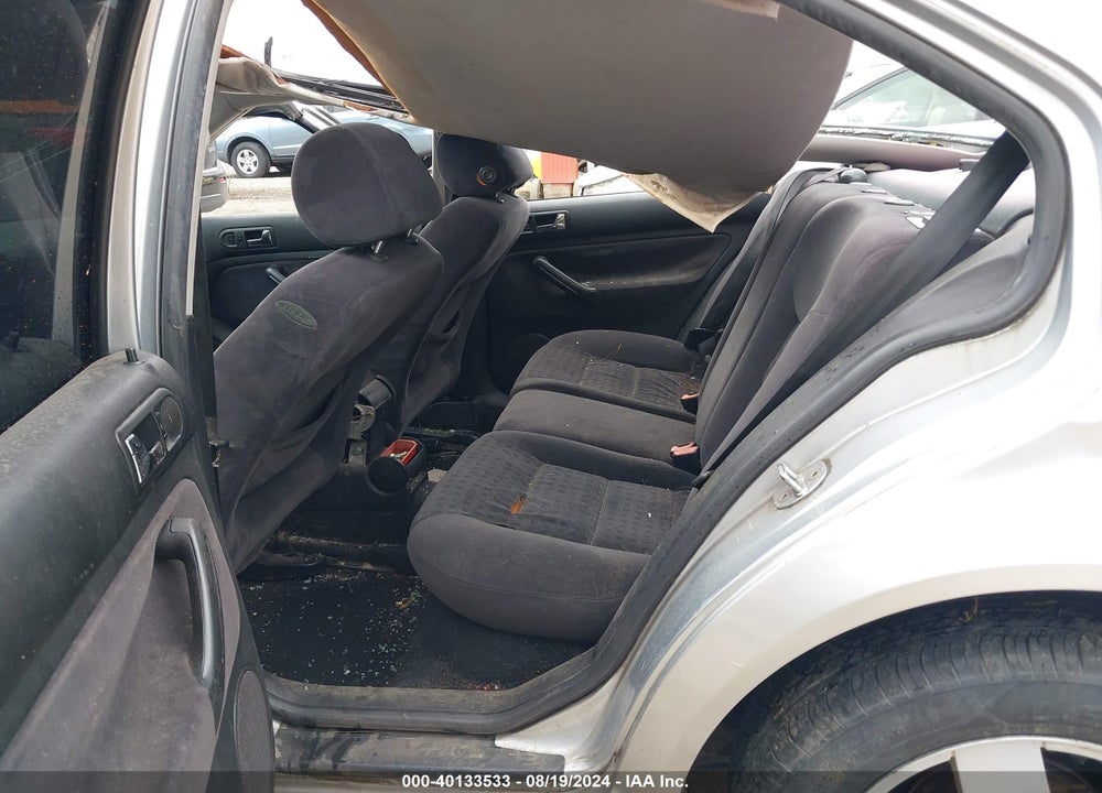 2002 VOLKSWAGEN JETTA GLS VIN: 3VWSB69M52M085278