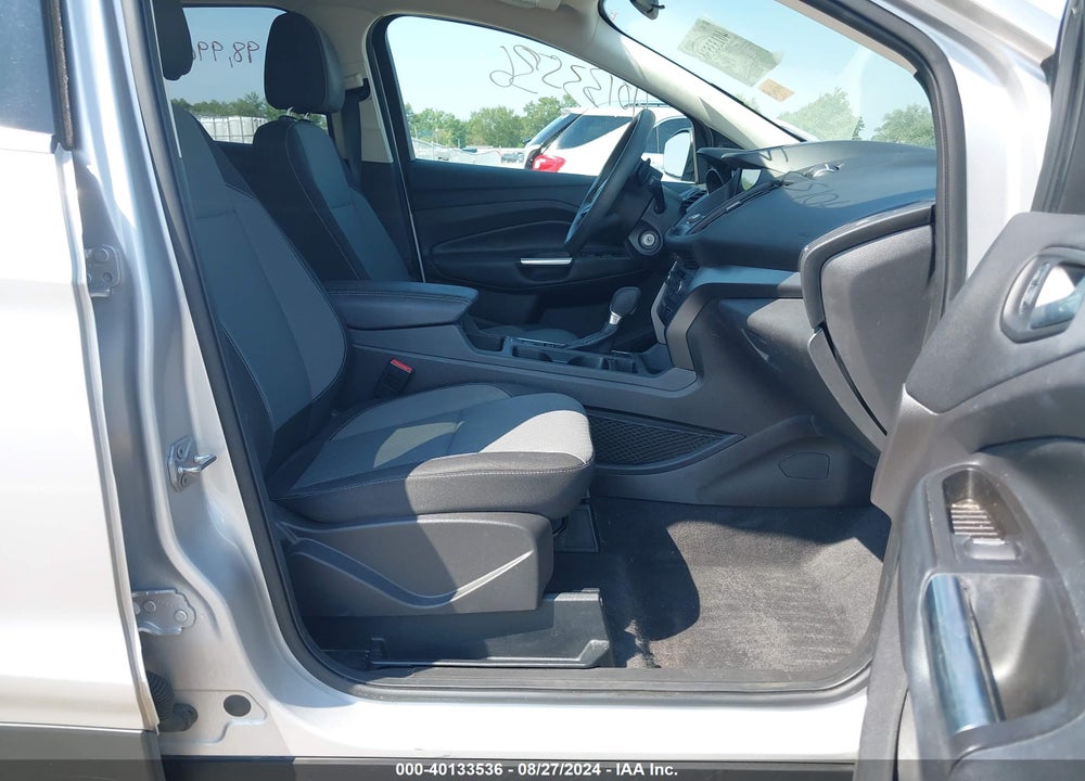 2017 FORD ESCAPE SE VIN: 1FMCU9GD1HUC63323