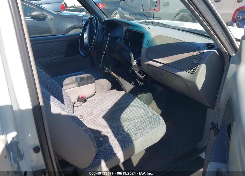 1997 MAZDA B2300 SE VIN: 4F4CR12A2VTM17325