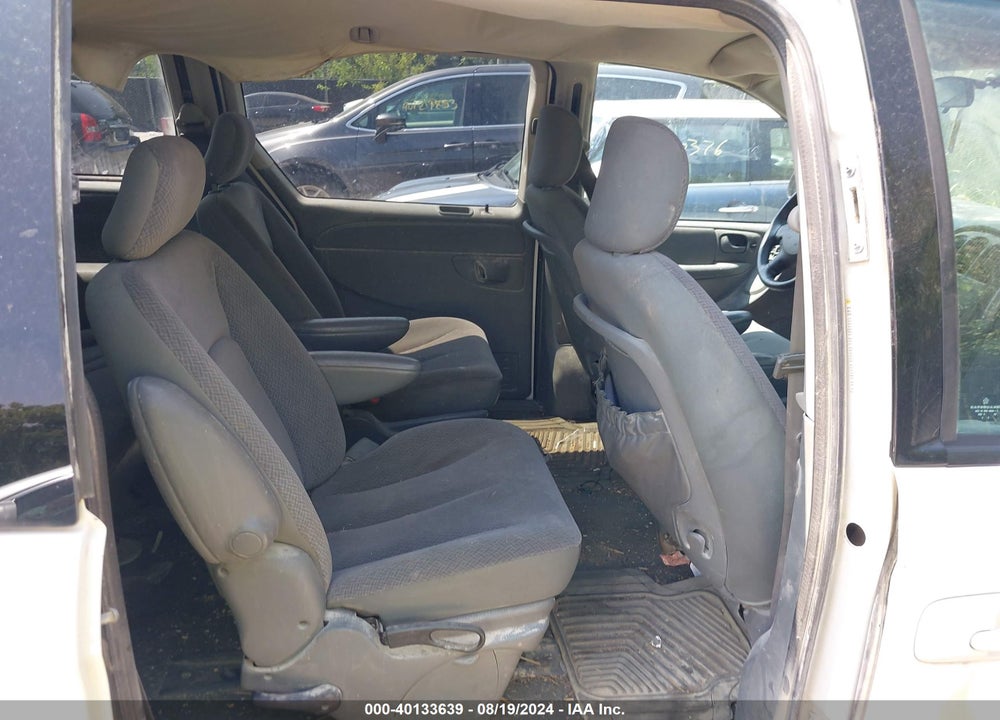 2005 DODGE CARAVAN SXT VIN: 1D4GP45R65B345203