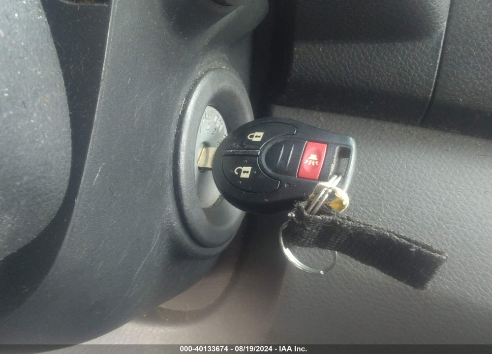 2014 NISSAN NV200 SV VIN: 3N6CM0KN2EK696271