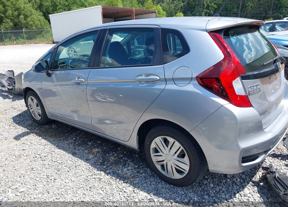 2018 HONDA FIT VIN: 3HGGK5H49JM733337