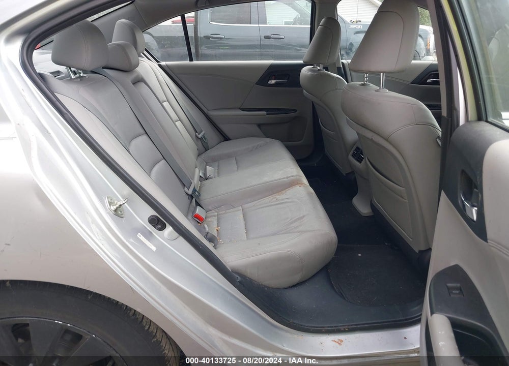 2013 HONDA ACCORD VIN: 1HGCR2F85DA084359