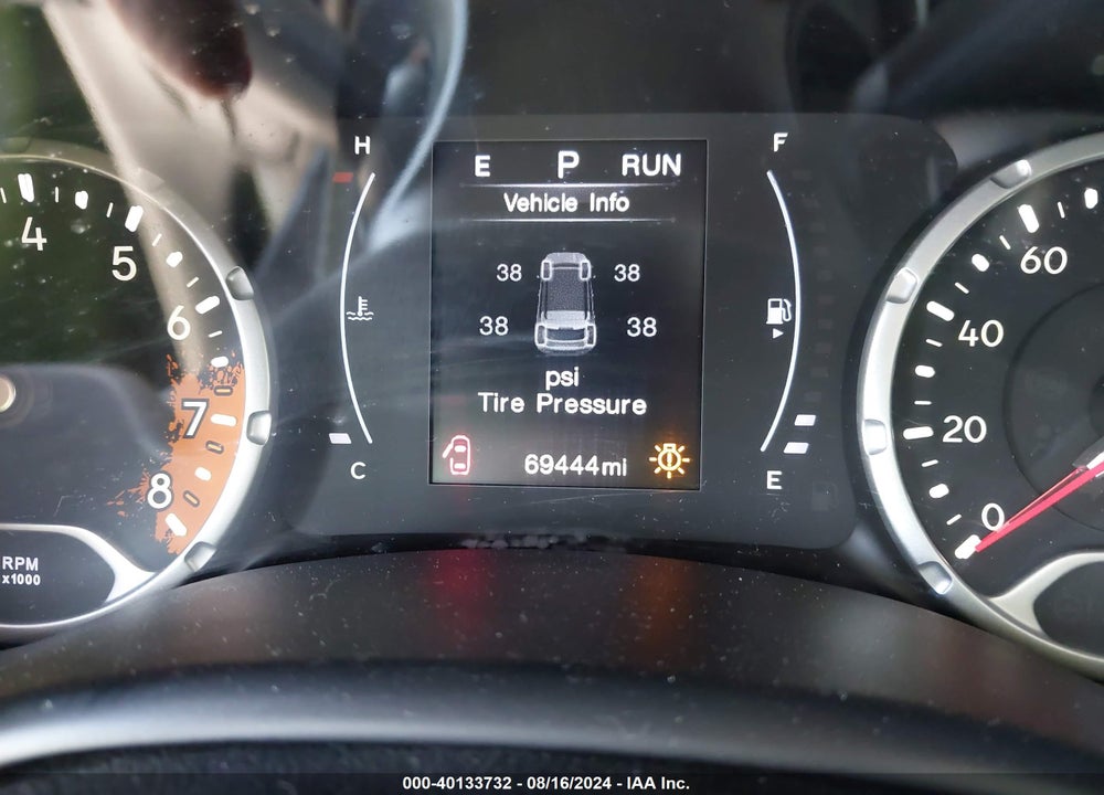 2018 JEEP RENEGADE LATITUDE FWD VIN: ZACCJABB0JPH34177