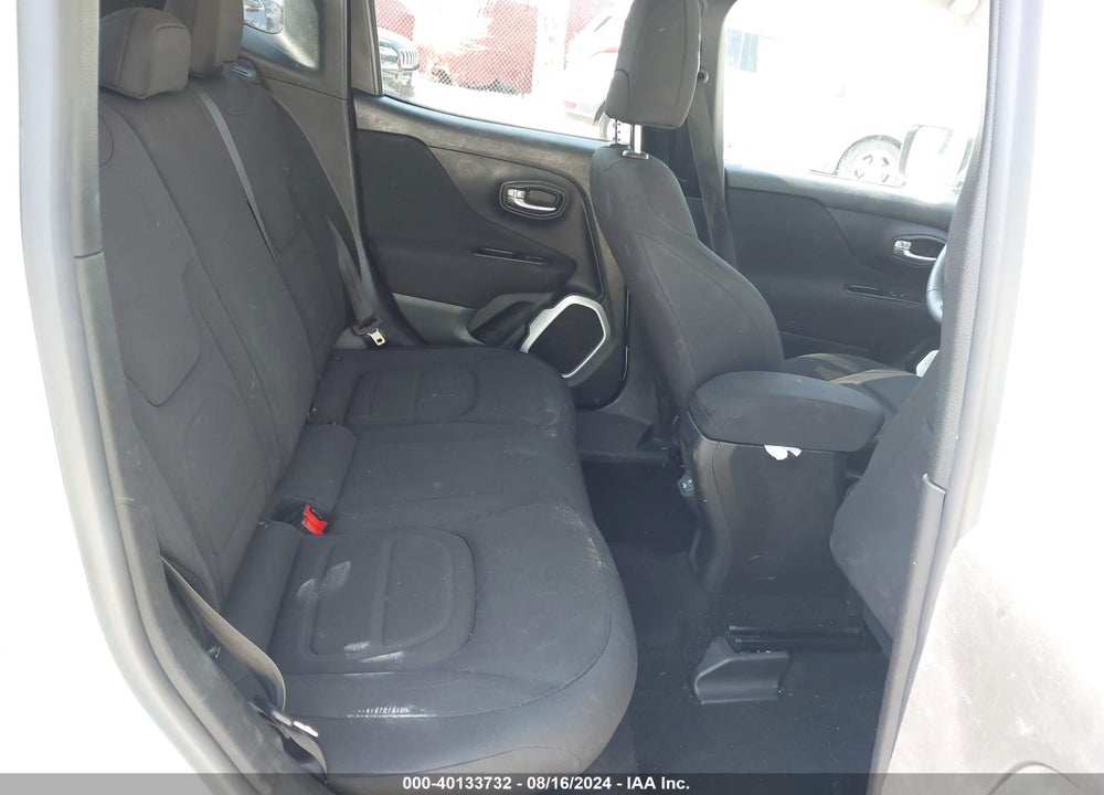 2018 JEEP RENEGADE LATITUDE FWD VIN: ZACCJABB0JPH34177