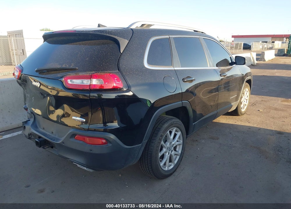 2017 JEEP CHEROKEE LATITUDE FWD VIN: 1C4PJLCS0HW643497