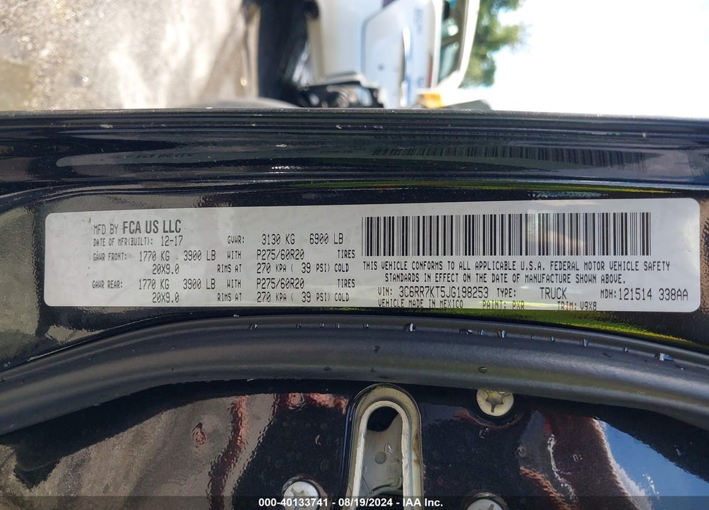 2018 RAM 1500 ST VIN: 3C6RR7KT5JG198253