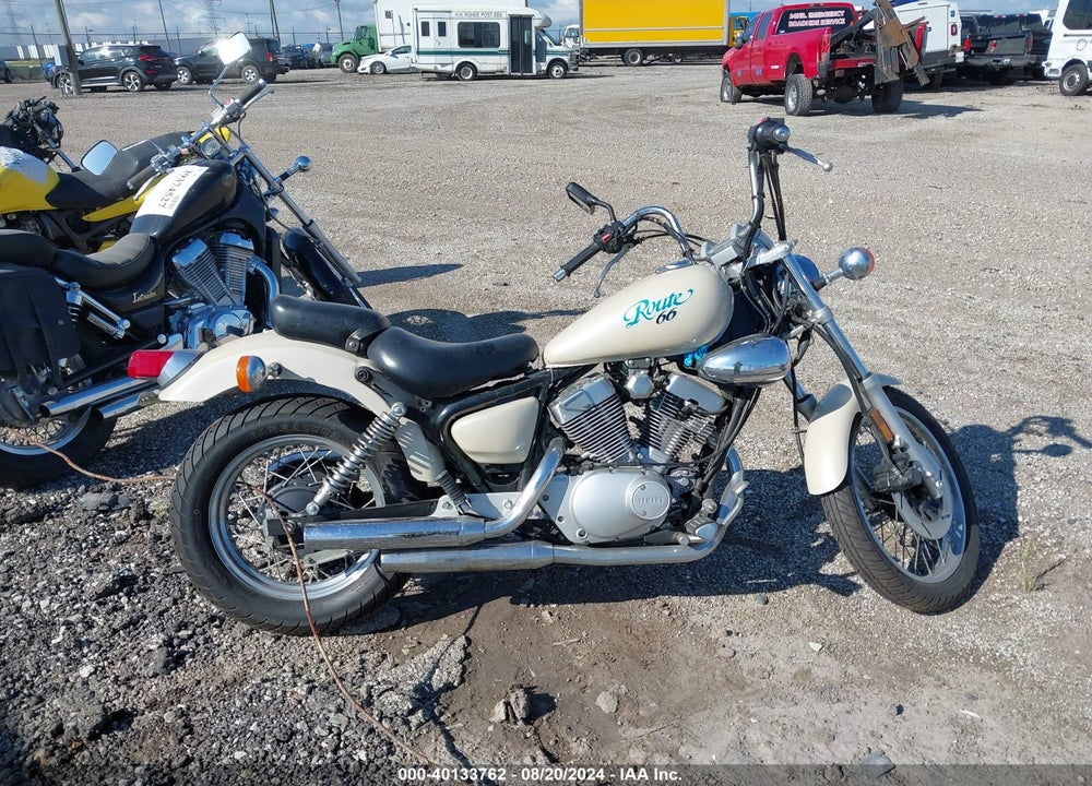 1990 YAMAHA XV250 VIN: JYA2UJE0XLA030421