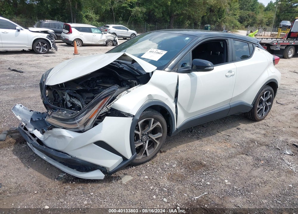 2020 TOYOTA C-HR XLE VIN: JTNKHMBX0L1088268