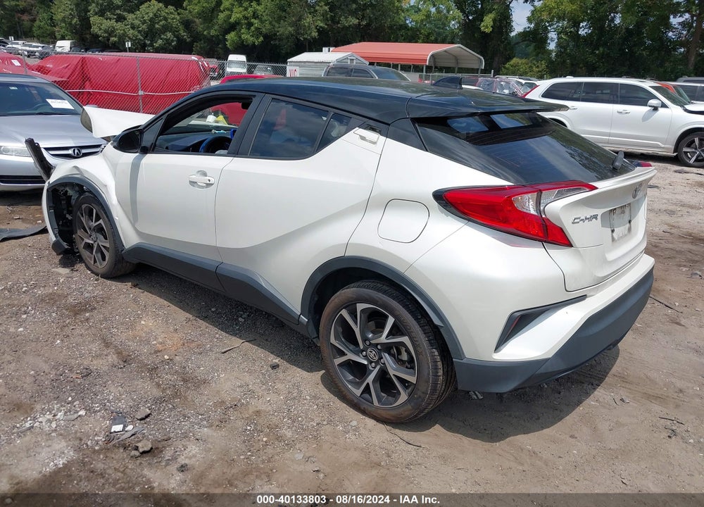 2020 TOYOTA C-HR XLE VIN: JTNKHMBX0L1088268