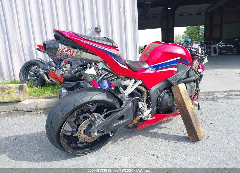 2021 HONDA CBR600 RR VIN: JH2PC40J9MK700297