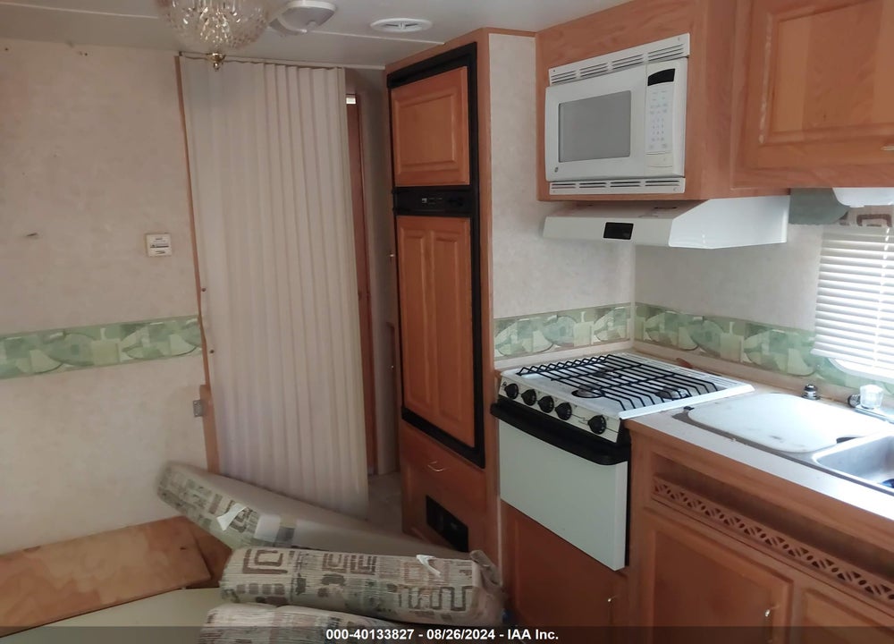 2003 JAYCO JAY FLIGHT VIN: 1UJBJ02N331EF0852