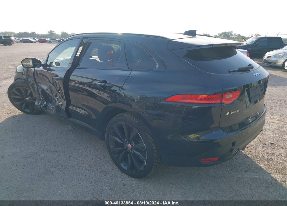 2018 JAGUAR F-PACE 30T PRESTIGE VIN: SADCK2GX4JA294749