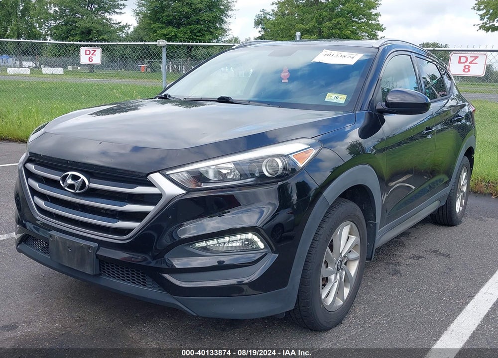 2017 HYUNDAI TUCSON SE VIN: KM8J3CA41HU317803