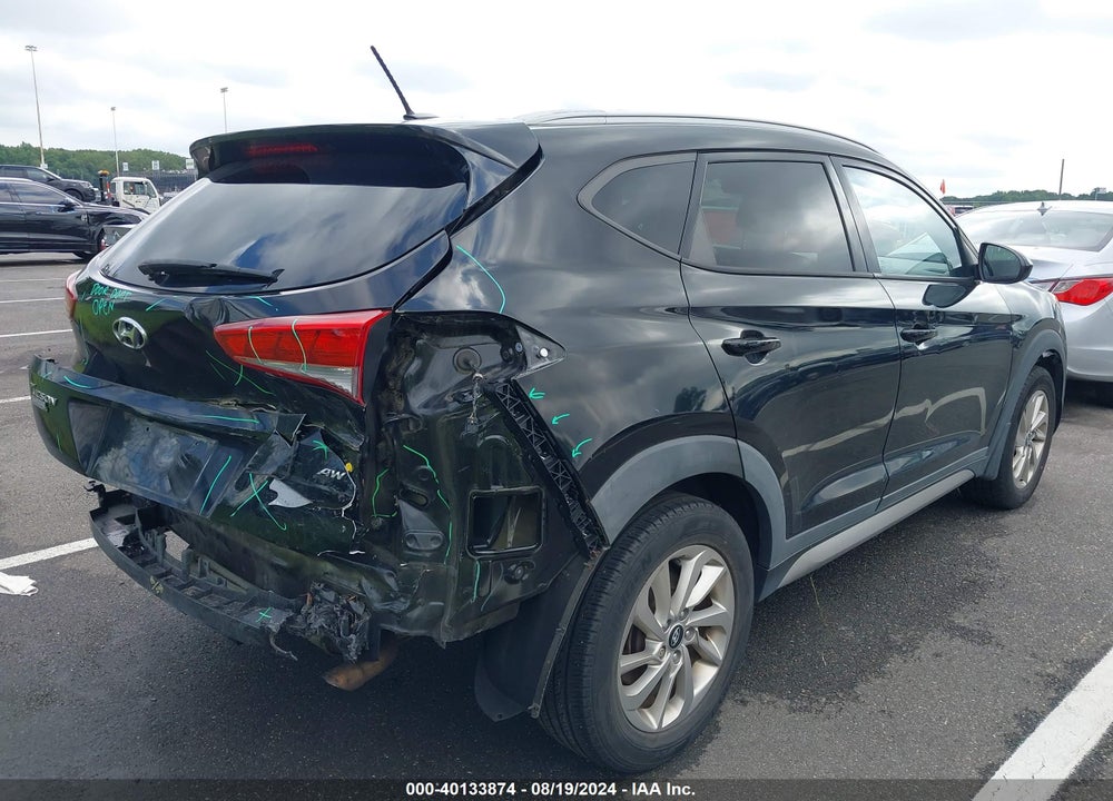 2017 HYUNDAI TUCSON SE VIN: KM8J3CA41HU317803