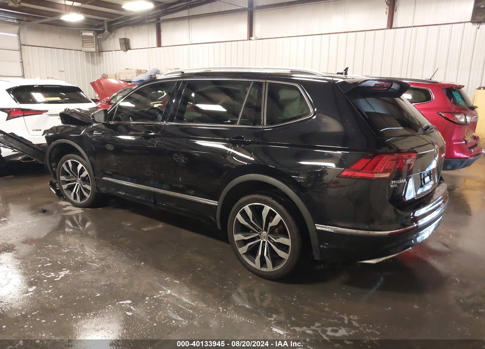 2019 VOLKSWAGEN TIGUAN VIN: 3VV4B7AX3KM184223