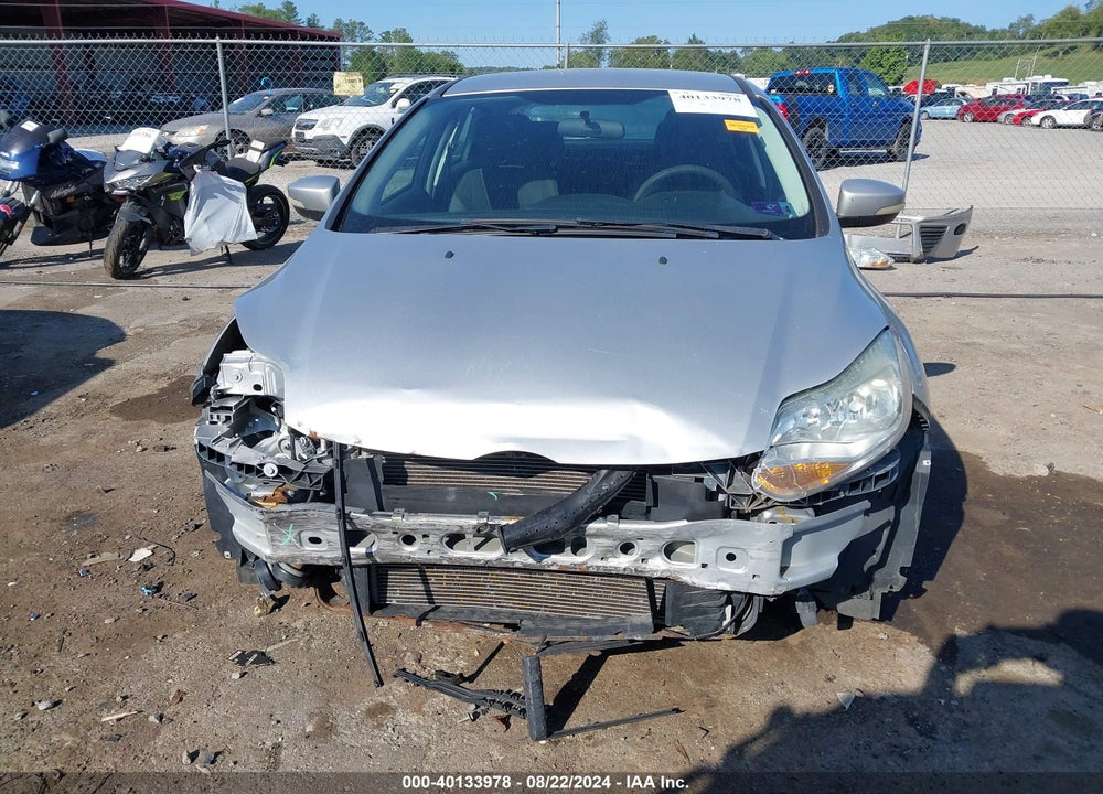 2013 FORD FOCUS VIN: 1FADP3F27DL214842
