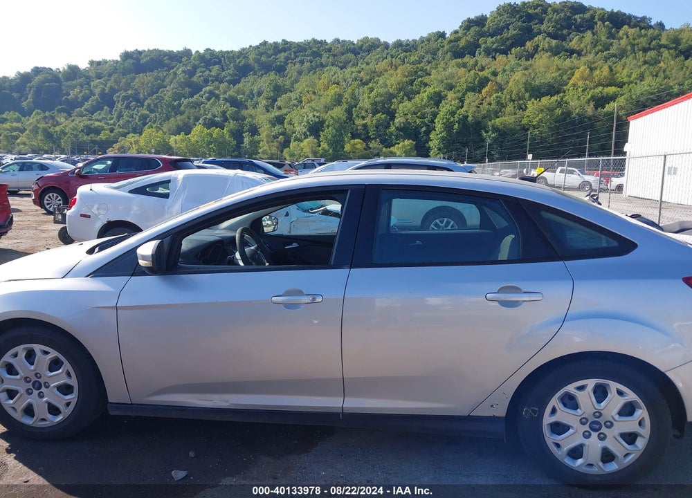 2013 FORD FOCUS VIN: 1FADP3F27DL214842