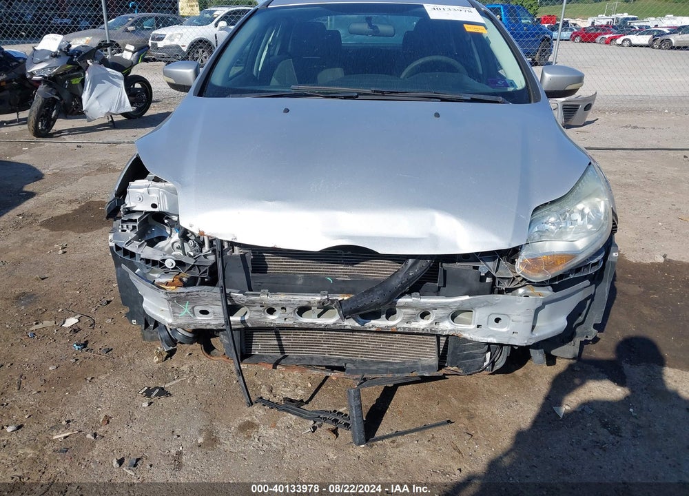 2013 FORD FOCUS VIN: 1FADP3F27DL214842