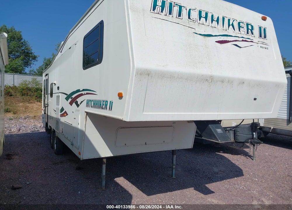 1999 HITCHHIKER 5TH WHEEL TRAVEL TRAILER VIN: 1C932JN01XA022156