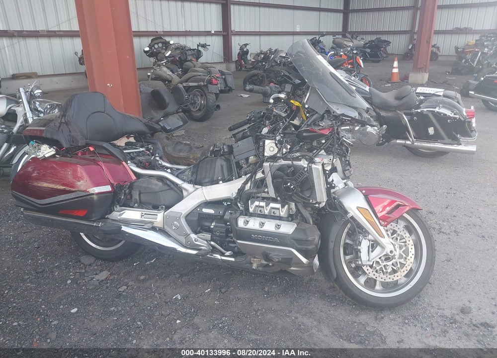2021 HONDA GL1800 D VIN: JH2SC7954MK302187