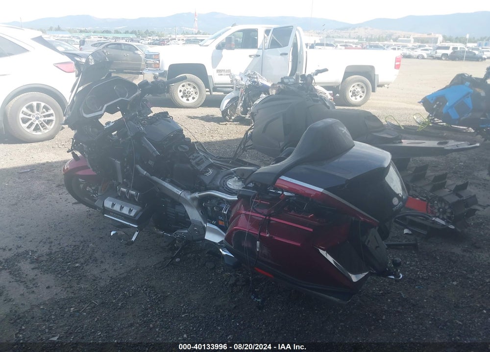 2021 HONDA GL1800 D VIN: JH2SC7954MK302187